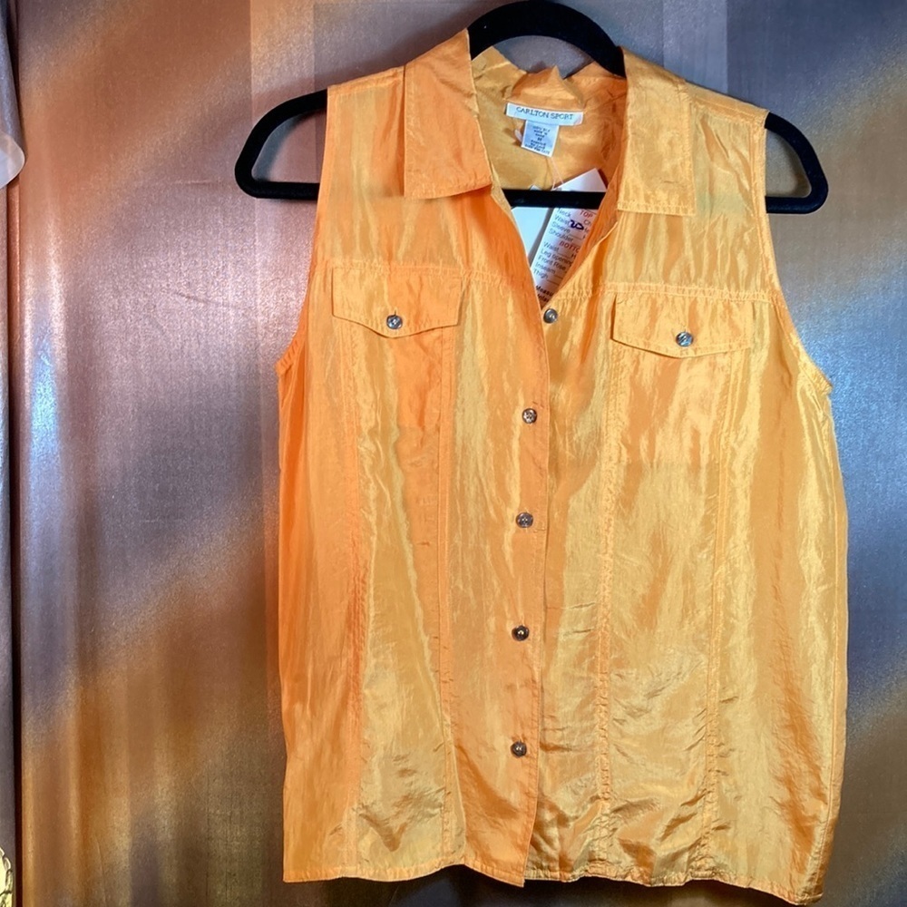 Vintage 90’s silk Carlton Sport M silk sleeveless blouse. 42” chest B3